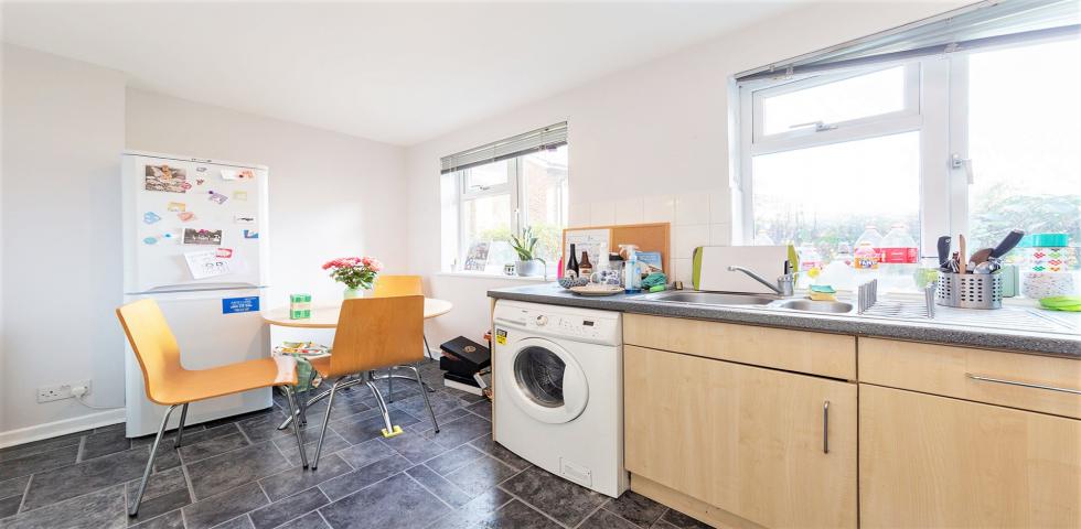 			NEW INSTRUCTION, 2 Bedroom, 1 bath, 1 reception Flat			 Greencroft Gardens, WEST HAMPSTEAD